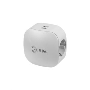 Адаптер ЭРА SP-3e-USB-2A 3х220W+2USB белый