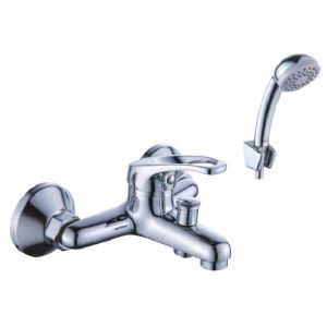 Смеситель для ванны с коротким изливом монолитный D80-330111
