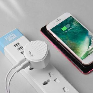 Зарядное устройство Hoco C67A 2USB 2.4A белое