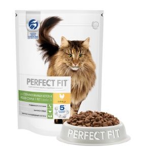 Сухой корм PERFECT FIT для стерилизованных котов и кошек старше 7 лет с курицей 650 г