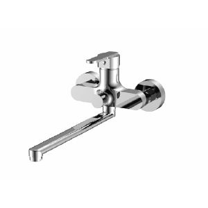 Смеситель для ванны с длинным изливом хром MN2274 PURE LIFE