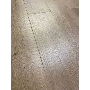 Ламинат Kronostar Europe Line D50107 Дуб Эледжио фаска V4 8 мм 33 кл 2,13072 м2